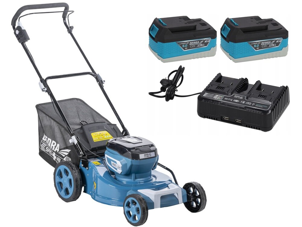 Kosiarka akumulatorowa DEDRA SAS+ALL DED6997X-2A5 zestaw na białym tle w zestawie kosiarka dwa akumulatory ładowarka kosz zaślepka do mulczowania dokumentacja