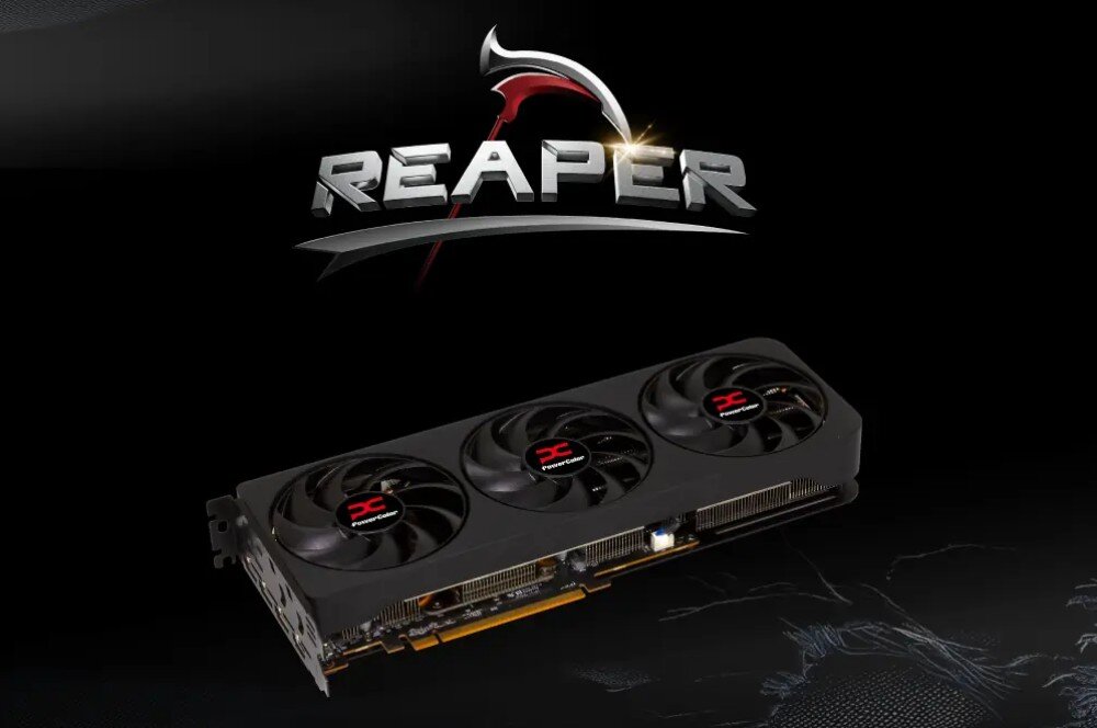 Karta graficzna POWERCOLOR Radeon RX 9070 Reaper 16GB Logo serii 'Reaper' z grafiką kosy nad ciemnym tłem oraz karta graficzna z trzema wentylatorami umieszczona w dolnej części obrazu, opis