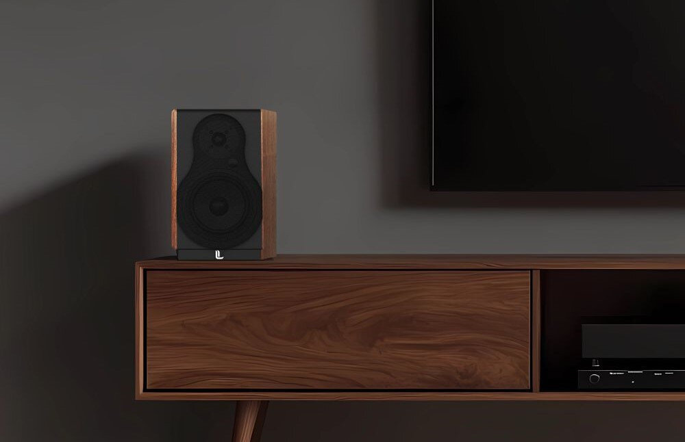 Kolumny głośnikowe LAUDBERG M1 elegancki design materiały MDF, kolumna stojąca na szafce obok zawieszonego telewizora