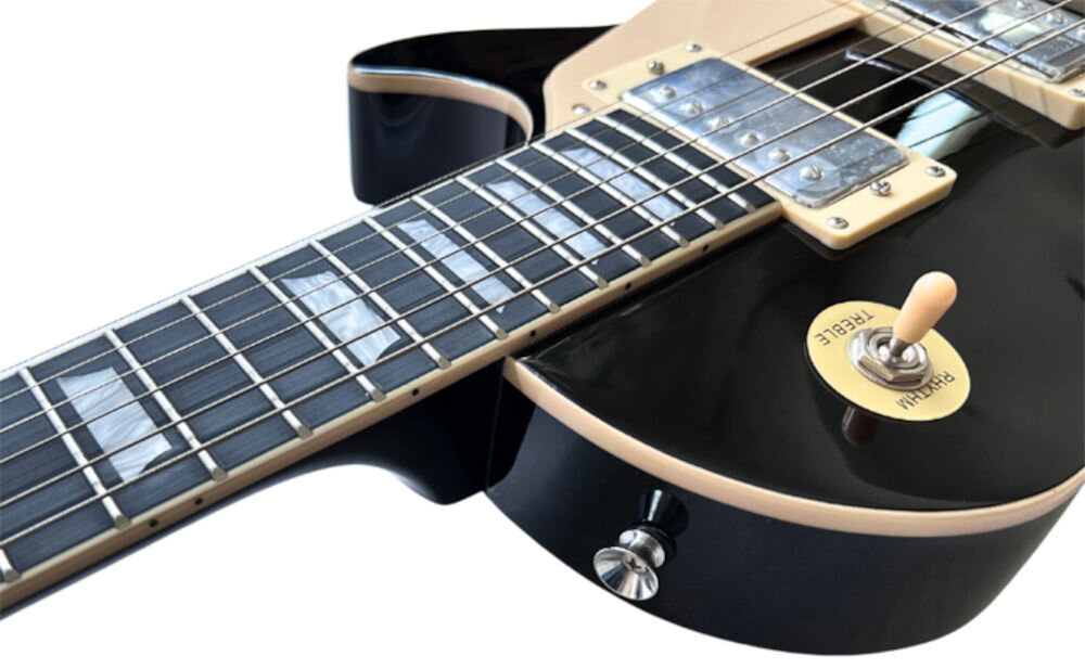 Gitara elektryczna V-TONE VLP1 BK 4/4 zestaw z kluczem imbusowym i wyjściem jack 6,35 mm, kadr gryfu i pudła gitary na białym tle