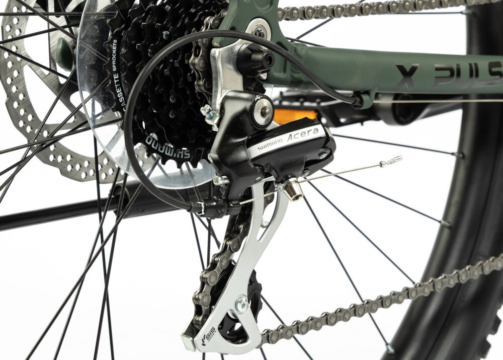 Rower górski MTB INDIANA X-Pulser 2.9 M19 29 cali męski Zielony zbliżenie na tylną przerzutkę SHIMANO 24 biegi duża wytrzymałość i sprawne działanie płynna bezproblemowa zmiana biegów przednia przerzutka SHIMANO Tourney tylna przerzutka SHIMANO Acera