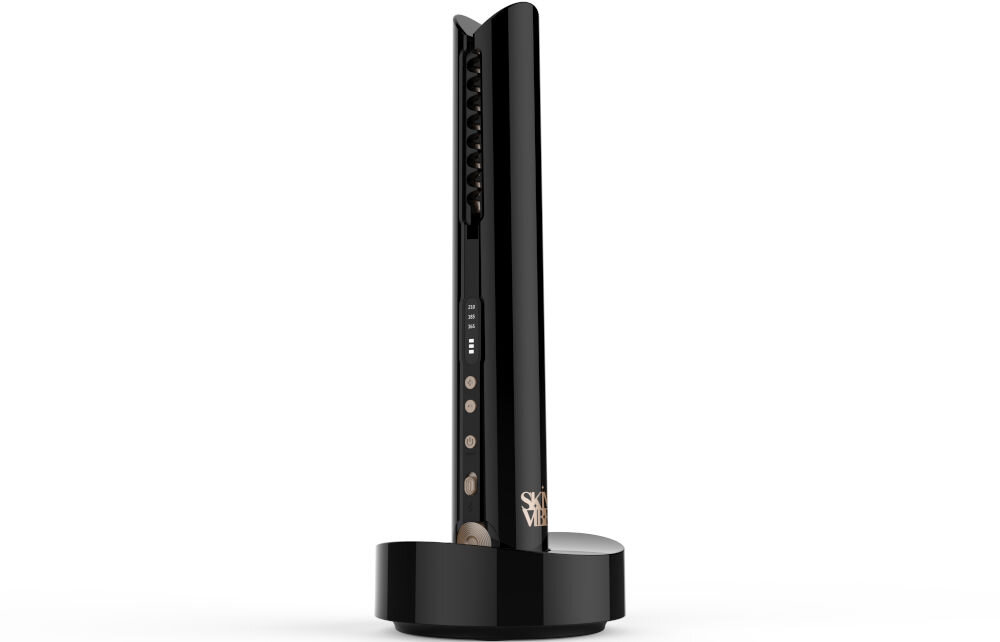 Prostownica SKINVIBE Luna Miniwireless SV-003BK Czarny 210 stopni czarna prostownica stoi na czarnej stacji przyciski białe tło Pełna swoboda stylizacji stacja ładująca natychmiast gotowa do użycia nie nagrzewa się podczas ładowania komfort mobilność woreczek ochronny bezpieczne przechowywanie i transport do szybkich poprawek i pełnej stylizacji pod ręką gotowa do działania