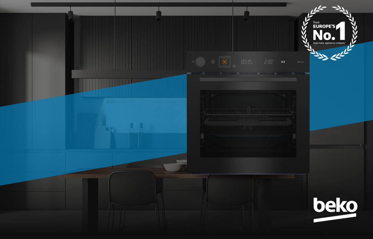Nowoczesny czarny piekarnik Beko do zabudowy w ciemnej kuchni z logotypem Europe's No. 1 large home appliances company.