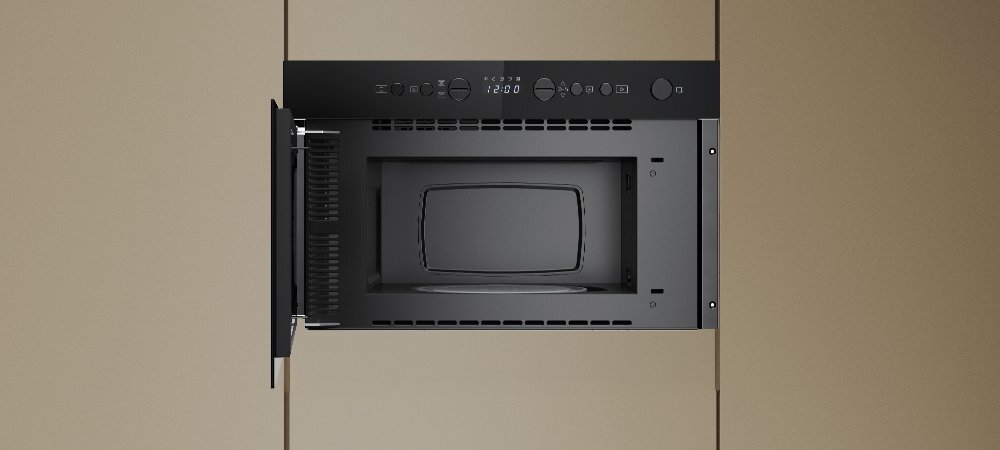 KUCHNIA MIKROFALOWA WHIRLPOOL WMN14BB lifestyle front otwarta wnętrze wykonanie design panel pokrętło cechy dodatkowe możliwości funkcje Pokrętło 6. Zmysł 7 poziomów mocy Design - kolor czarny Wnętrze stal nierdzewna pojemna komora pojemność 22 L