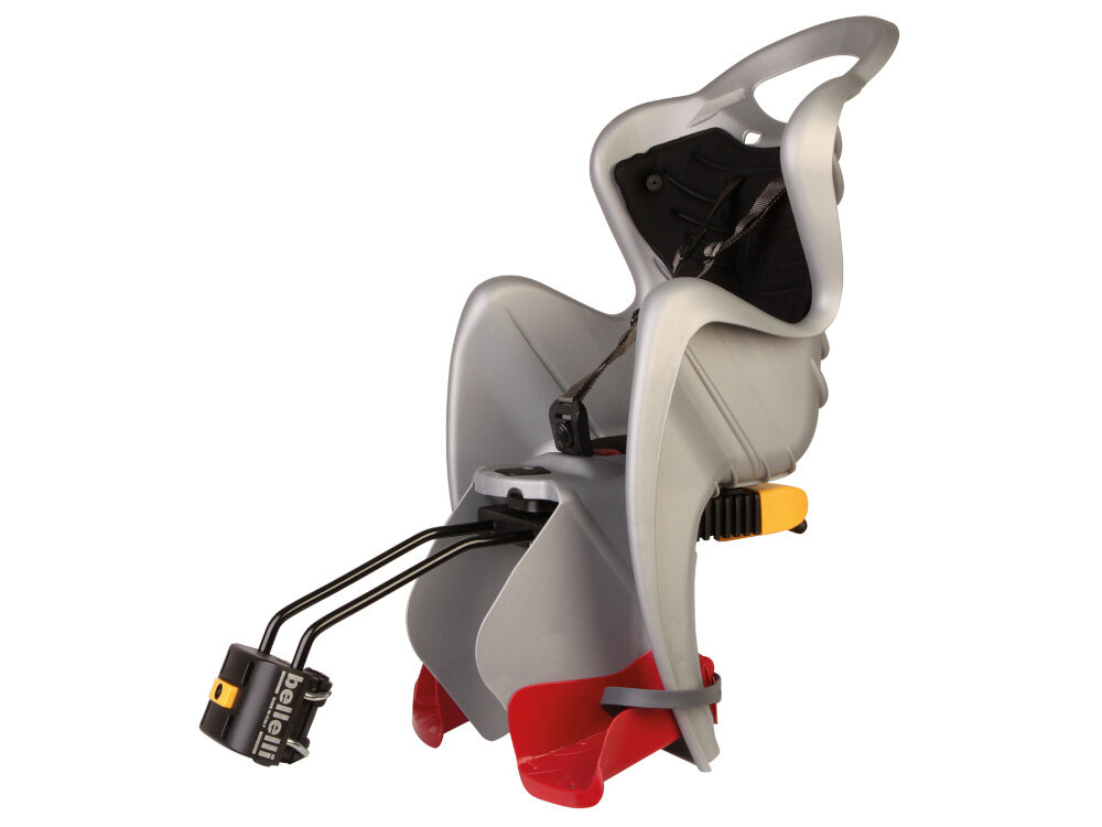 Fotelik rowerowy BELLELLI Mr Fox Relax Srebrny fotelik na białym tle widoczny od przodu pod skosem aktywna jazda rowerowa z małymi dziećmi wysokie standardy bezpieczeństwa komfort podróżowania dla dzieci o maksymalnej wadze do 22 kg