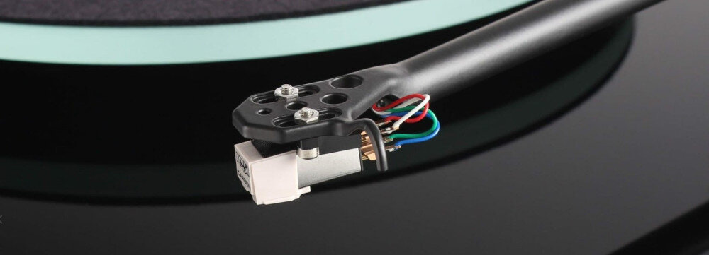 Gramofon REGA Planar 2 Wkładka Rega Nd3 - Wkładka gotowa do użycia, Wkładka Rega Carbon, wkładka