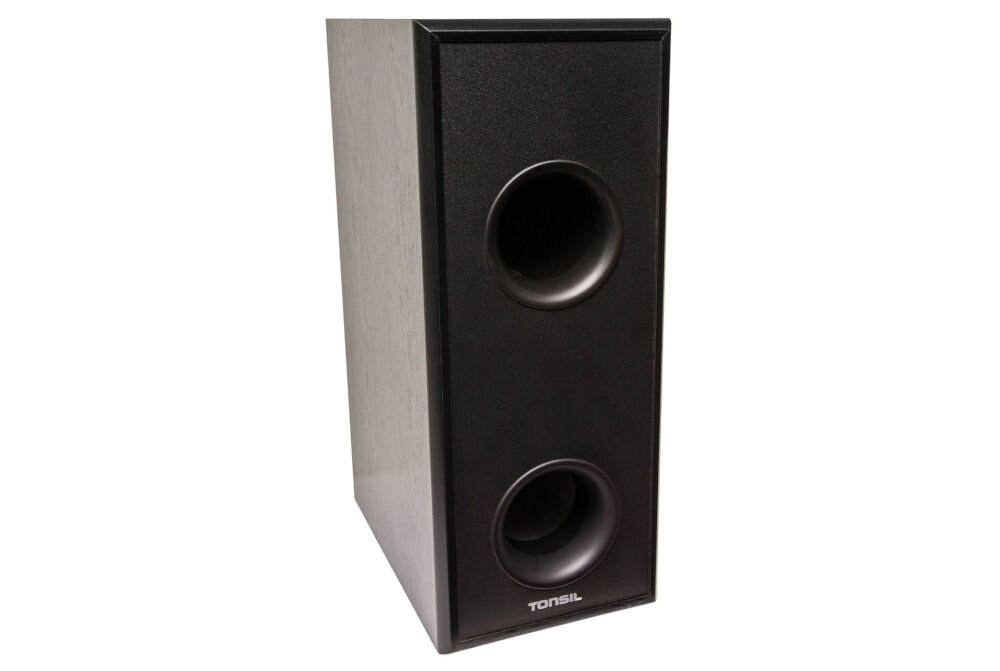 Subwoofer TONSIL AKTIV 200 A - Wysoka moc dla mocnych wrażeń, Moc znamionowa 70 W RMS, maksymalna moc 200 W, Subwoofer po skosie na białym tle