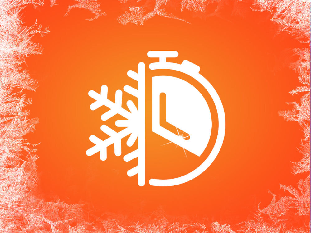 Kapsułki do prania VIZIR All In 1 Pods Alpejska świeżość  - 50 szt. Biała ikona stoperu i płatka śniegu na pomarańczowym tle z ramką z efektu szronu.