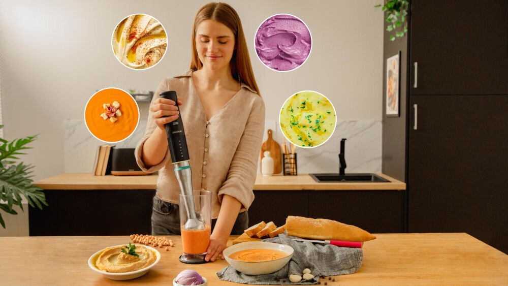 Blender CECOTEC Katana 15 TotalDestroy Smash B kobieta trzyma w ręku blender blenduje pomarańczową zawartość w pojemniku pełne rozwinięcie kulinarnej wyobraźni siekanie krojenie miksowanie mieszanie ubijanie wszechstronne urządzenie śniadanie deser kolacja funkcjonalny pomocnik w kuchni liczne końcówki i akcesoria proste inspirujące tworzenie potraw 