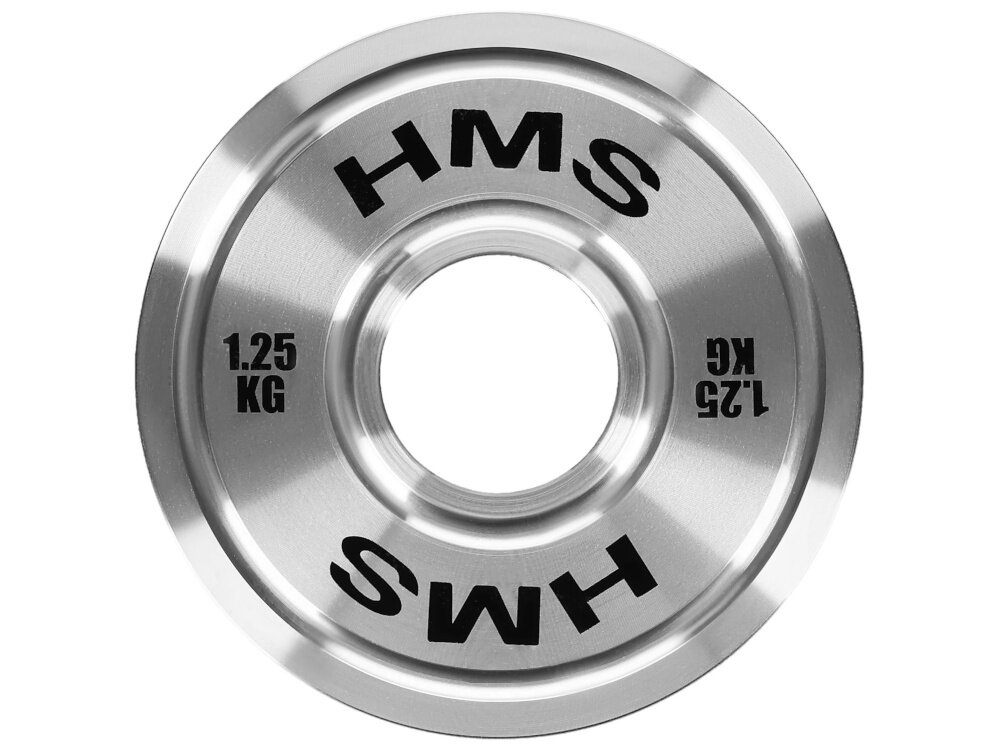 Obciążenie HMS TOS15 (1,5 kg) obciążenie na białym tle widoczne od przodu kalibracja z tolerancją wagi ±10 g zachowanie powtarzalności w każdym treningu lepsze monitorowanie efektów i bardziej świadome budowanie formy