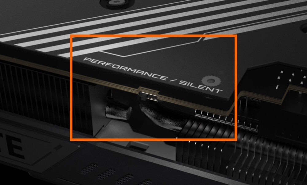 Karta graficzna GIGABYTE GeForce RTX 5070 Ti Windforce SFF 16GB DLSS 4 Zbliżenie na przełącznik trybu BIOS. Wyróżnione pole oznacza możliwość wyboru między trybem Performance zapewniającym maksymalną moc a trybem Silent redukującym hałas wentylatorów