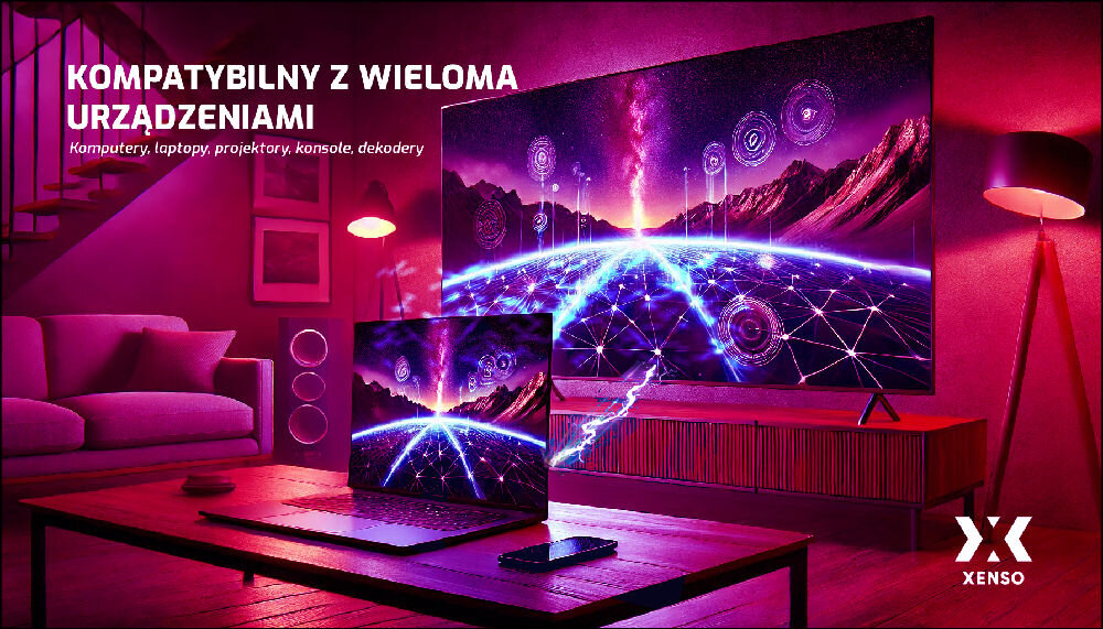 Transmiter HDMI XENSO HW99 - Szeroka kompatybilność, telewizor stojący na komodzie w salonie. laptop podłączony do transmitera stojący na stoliku