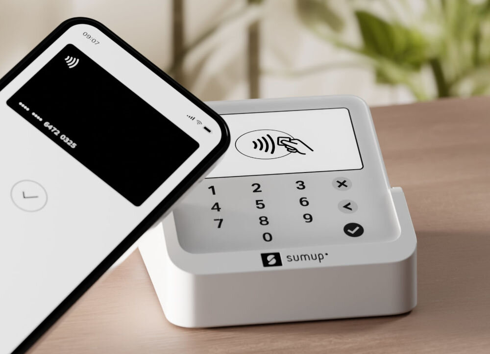 Terminal płatniczy SUMUP Solo Lite Bundle Bluetooth terminal na blacie z telefonem bez kabli transakcje w terenie parowanie ze smartfonem Bluetooth aplikacja SumUp sprzedaż poza lokalem