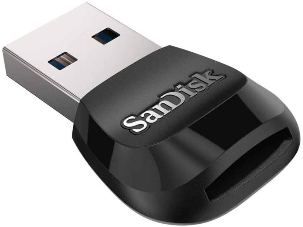 Czytnik kart SANDISK QuickFlow Czarny prezentacja czytnika na białym tle od strony wejścia na kartę szybka postprodukcja zdjęć i filmów projekty fotograficzne filmowe ograniczenie przestojów