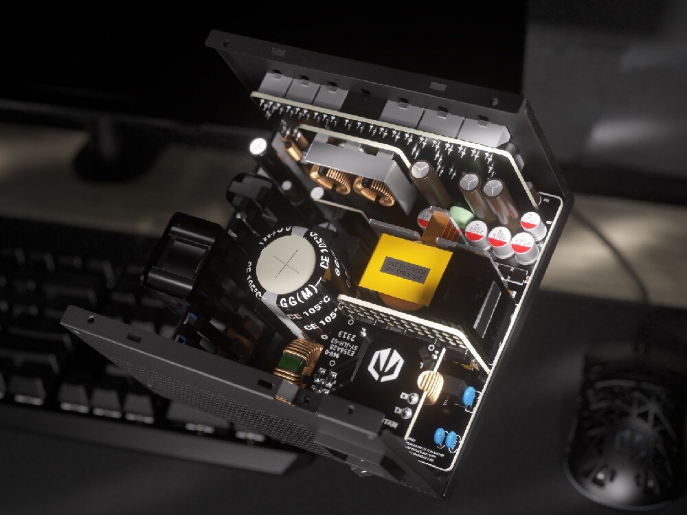 Zasilacz ENDORFY Supremo FM6 850W Model montujący podzespoły komputera przy użyciu śrubokręta.