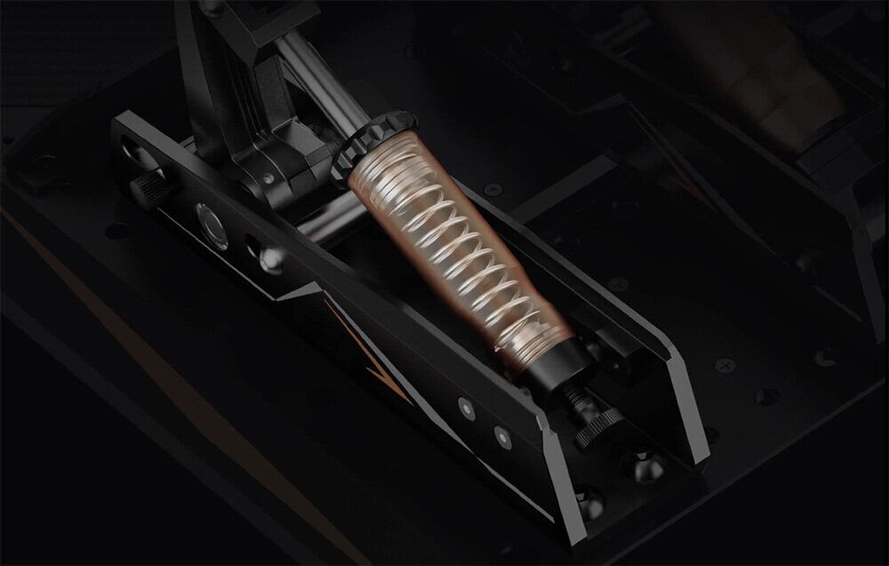 Pedał sprzęgła MOZA Racing CRP2 RS067 Grafika ukazująca wnętrze siłownika pedałów Moza CRP2 z widoczną sprężyną śrubową umieszczoną wewnątrz miedzianej tulei, co prezentuje budowę układu tłumienia trzystopniowy ruch możliwość regulacji oporu za pomocą dwóch sprężyn dopasowanie działania pedału