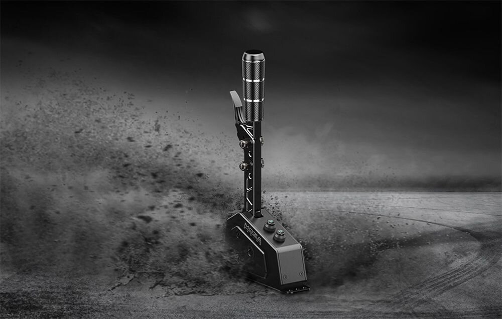 Sekwencyjna skrzynia biegów MOZA Racing SGP RS059 Ręczny hamulec MOZA Racing stojący na tle efektu pyłu i śladów poślizgu na asfaltowej nawierzchni aluminium lotnicze, skrzynia sekwencyjna, realizm wyścigowy