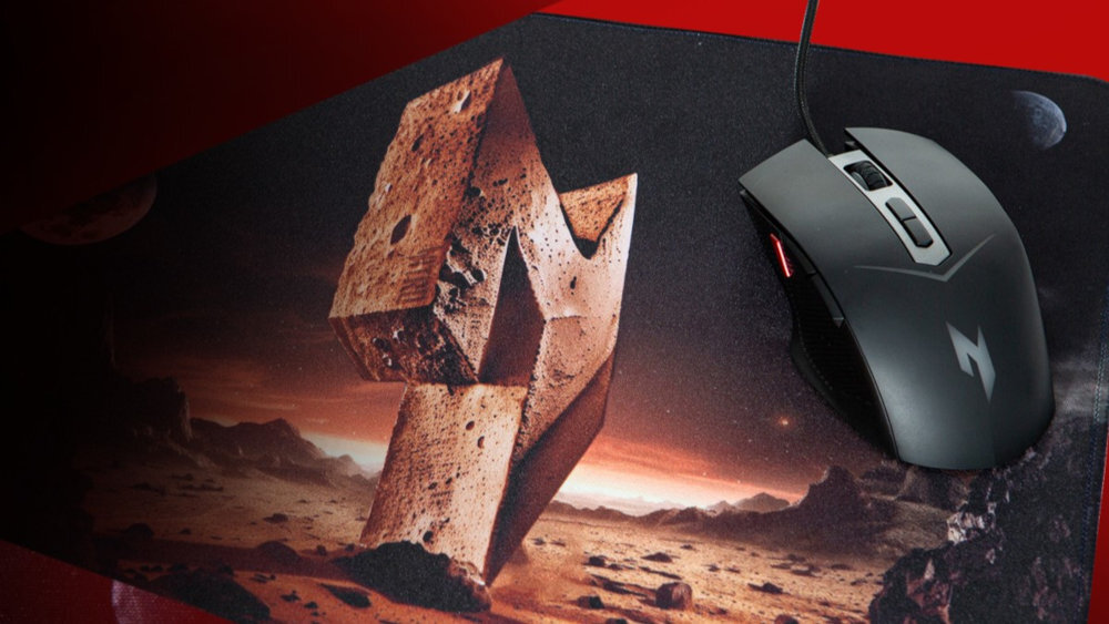 ACER Nitro NMP450 misz i podkładka na czerwonym tle