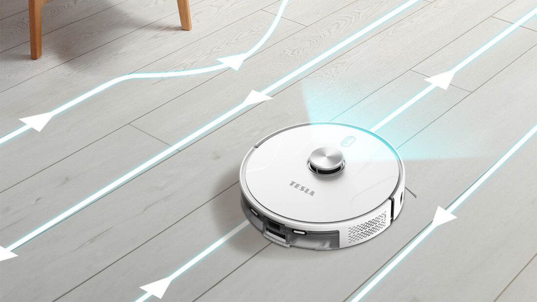 Robot sprzątający TESLA RoboStar iQ700 Długi czas pracy i automatyczne ładowanie pojemna bateria sprzątanie automatycznie wraca do stacji