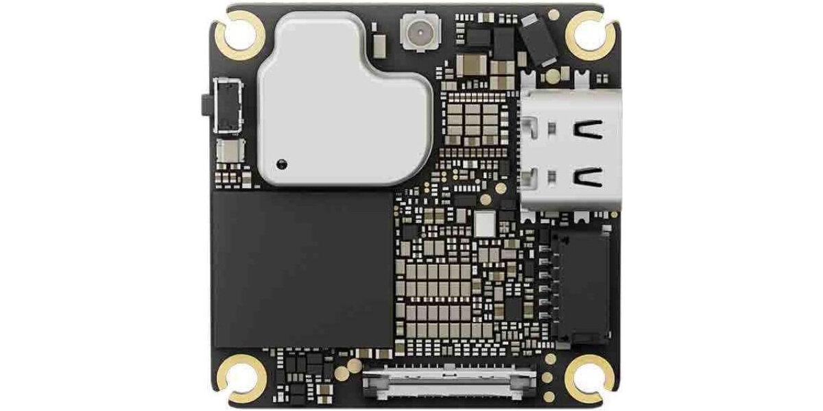 System transmisji obrazu DJI na białym tle.