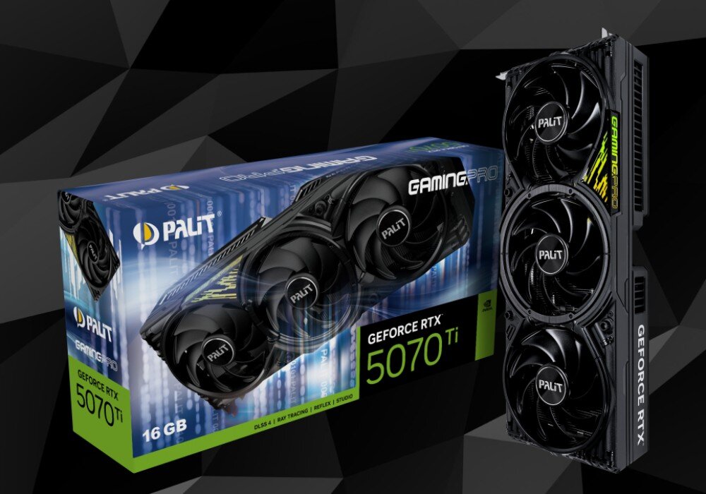 Karta graficzna PALIT GeForce RTX 5070 Ti GamingPro 16GB Opakowanie i karta graficzna ustawione pionowo, widoczne trzy wentylatory oraz oznaczenie modelu RTX 5070 Ti na pudełku, opis