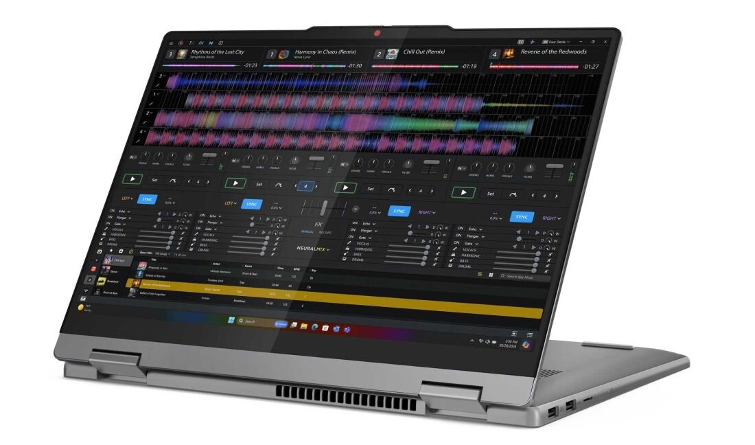 Otwarty laptop LENOVO IdeaPad 5 z otwartą aplikacją muzyczną. - Ekologiczne certyfikaty ENERGY STAR 8.0