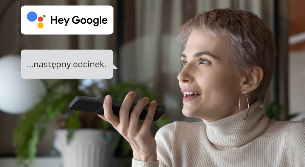 Telewizor THOMSON 43UG5C14 Asystent Google HbbTV, kobieta mówiąca do pilota