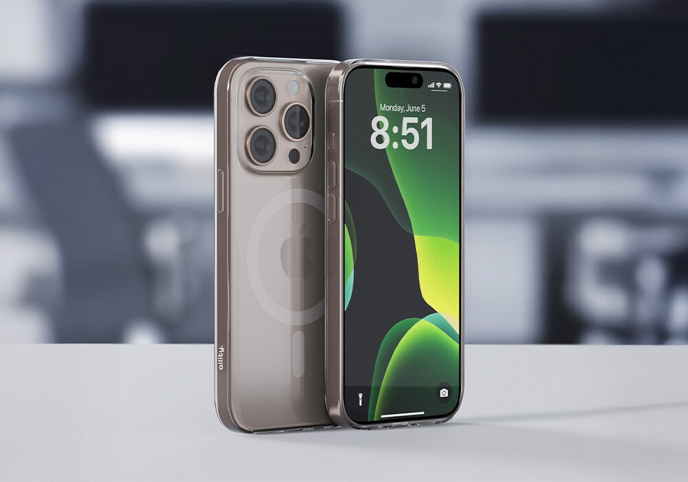 Etui ALLITY Clear Protector Mag do Apple iPhone  na smartfonie stojącym na stole   