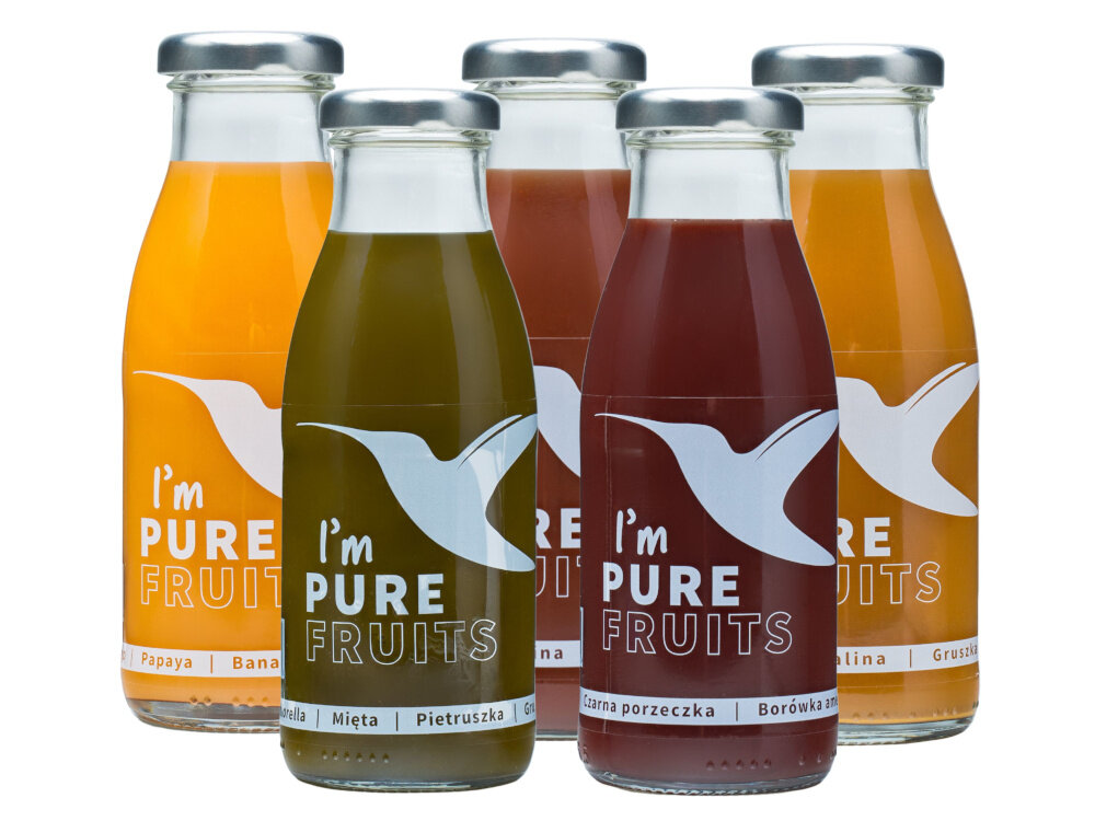 Sok COLLIBRE Pure Fruits Mix Smaków 15 x 250 ml 5 butelek z różnymi sokami na białym tle owoce i warzywa przetarte z wysoką starannością bez dodatku cukru konserwantów i sztucznych barwników autentyczny smak wartości odżywcze