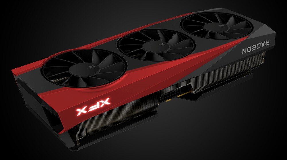 Karta graficzna XFX Quicksilver Radeon RX 9070 XT Magnetic Air Edition 16GB Widok karty graficznej z góry, prezentujący czerwono-czarną obudowę oraz logo producenta na bocznej krawędzi, magnetyczne skrzydła obudowy