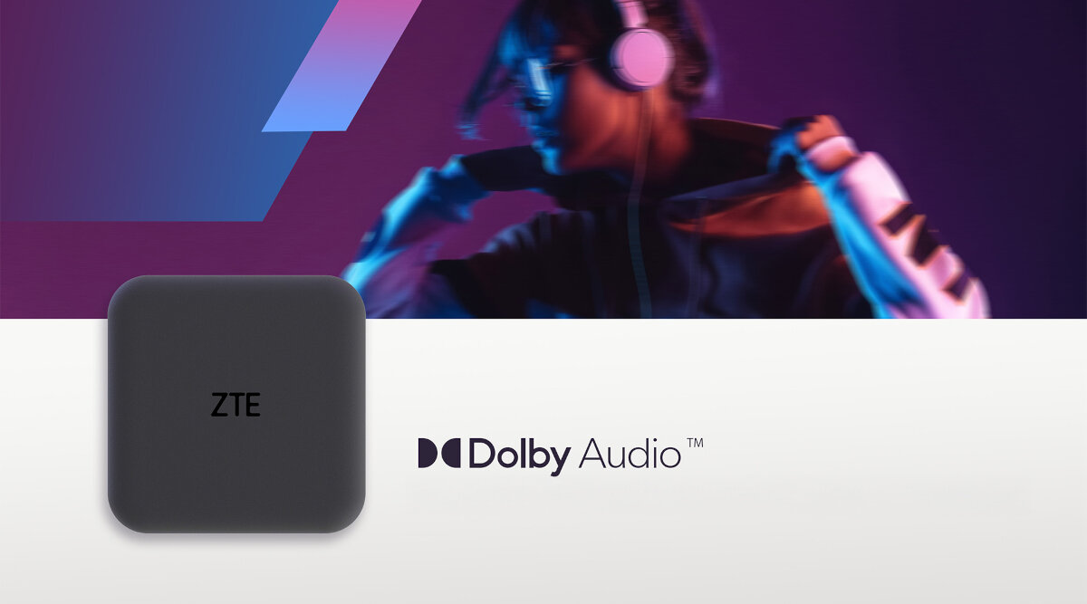 Odtwarzacz multimedialny 4K ZTE Android TV Box ZXV10 B866V2K - Dźwięk przestrzenny, logo dolby audio, urządzenie pokazane od góry, kobieta w słuchawkach