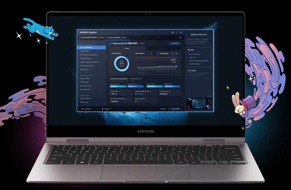Dysk SAMSUNG 9100 Pro Otwarty laptop z uruchomionym programem 'Samsung Magician' na ekranie, otoczony rysunkowymi postaciami kota i królika na ciemnym tle, aplikacja, funkcje, aktualizacja