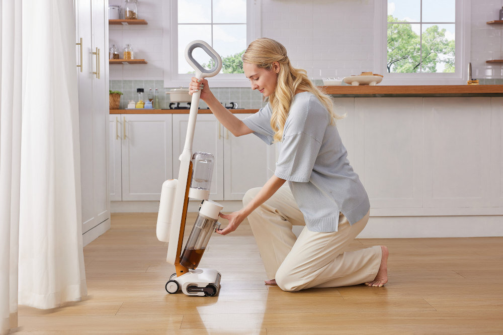 ODKURZACZ PIORĄCY TINECO IFLOOR Y2 PLUS Czysta woda przez cały czas Czyste i brudne oddzielnie System dwóch zbiorników pojemność higieniczne sprzątanie