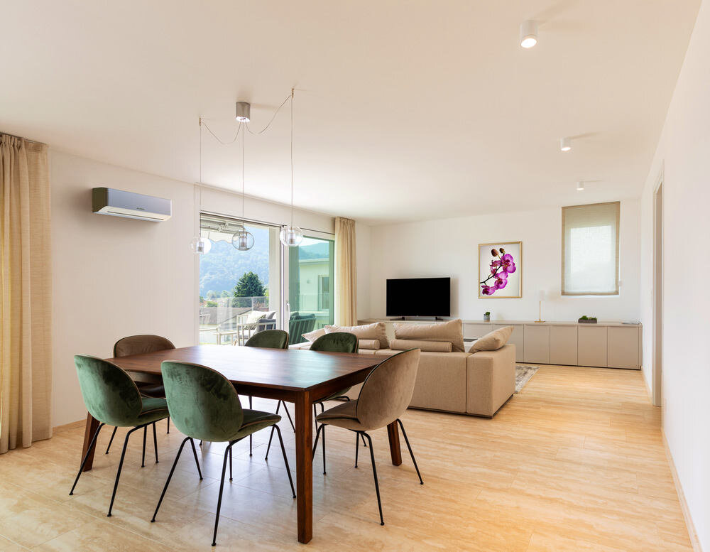 KLIMATYZATOR SPLIT BOSCH CLIMATE CL7000I 35 ES efektywny i energooszczędny tryb chłodzenia tryb grzania klasa energetyczna Funkcja Save Plus Czujnik obecności czas kontrola funkcja Energy Monitoring