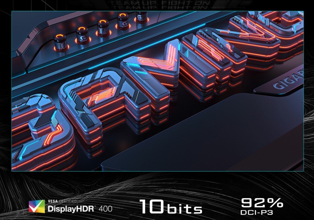 Monitor GIGABYTE GS27QXA Zbliżenie na napis 'GAMING' w trójwymiarowym stylu z efektami świetlnymi, z oznaczeniami DisplayHDR 400, 10 bits i 92% DCI-P3, kolory, kąty widzenia, DisplayHDR