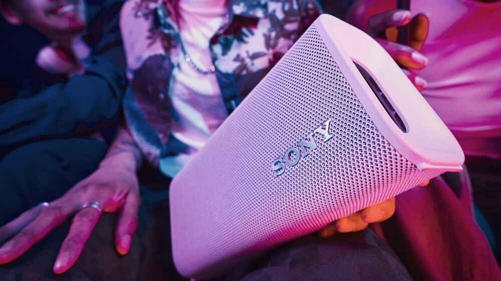 Głośnik mobilny SONY ULT Field 3 biały głośnik trzymany w ręce do 24 godzin odtwazania funkcja powerbanku port usb-c szybkie łądowanie