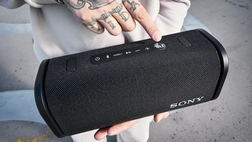Głośnik mobilny SONY ULT Field 5 obsługa przez panel sterowania na górze urządzenia dwa tryby urządzenia ULT1 Deep Bass tryb ULT2 Attack Bass głośność enrgia moc intensywność basów