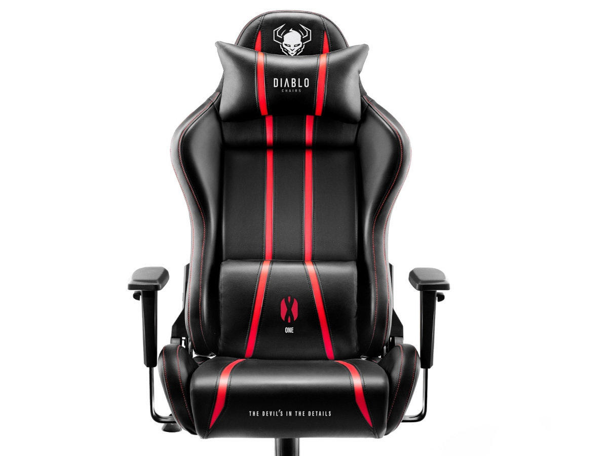 DIABLO CHAIRS X-One 2.0 Small dynamicznej sylwetki i ciekawej kolorystyki czerń wstawkami przebojowej czerwieni - fotel od przodu