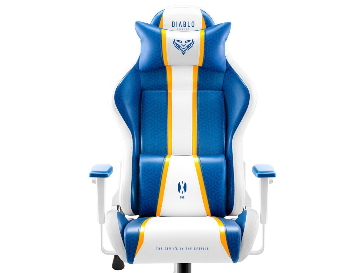 DIABLO CHAIRS X-One 2.0 Small białego i niebieskiego Aqua Blue - fotel od przodu