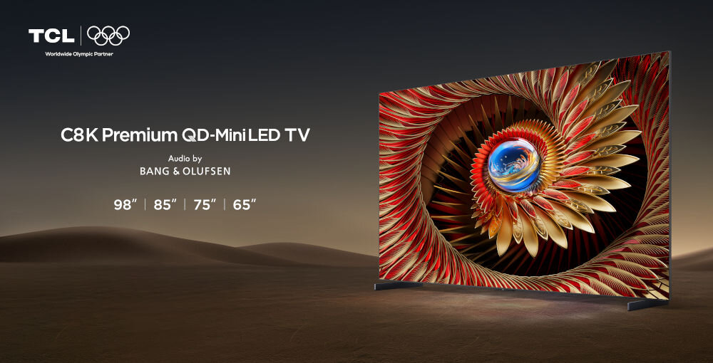 Telewizor TCL 75C8K - Zanurz się w kinowym świecie, telewizor po skosie na pustyni
