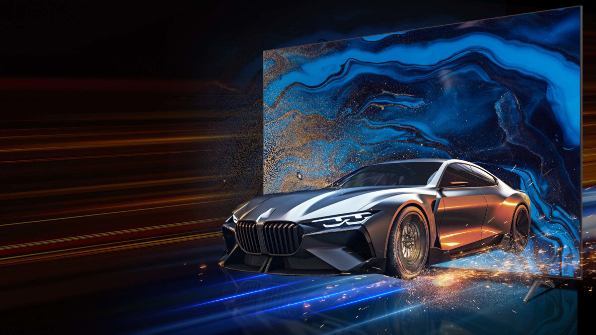 Telewizor TCL 75C69K - Płynność, która robi wrażenie, samochód wyjeżdżający z telewizora