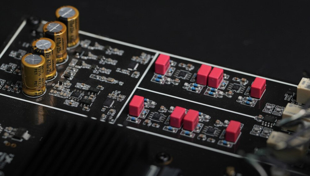 Streamer odtwarzacz sieciowy EVERSOLO DMP-A6 Master Edition Gen 2 - Zbalansowana architektura obwodów, duży zakres dynamiki, wyjścia XLR, RCA, kadr kondensatorów,