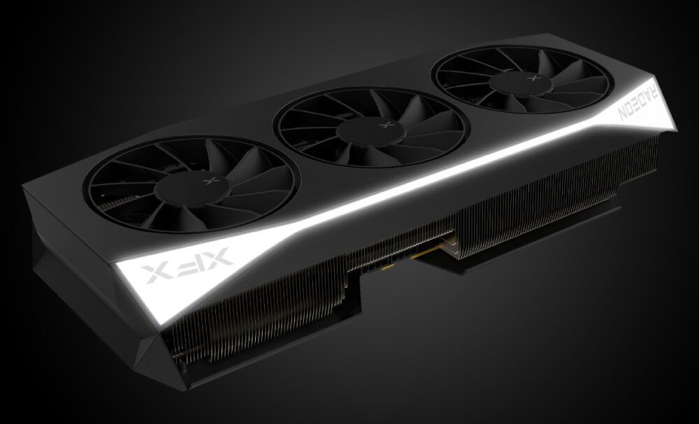 Karta graficzna XFX RX 9070 XT Mercury Gaming Edition 16GB Karta graficzna przedstawiona pod kątem bocznym z widocznym systemem chłodzenia, trzema wentylatorami i podświetlanym logo XFX, obsługa DirectX 12, wyjścia, gniazda, rozdzielczość