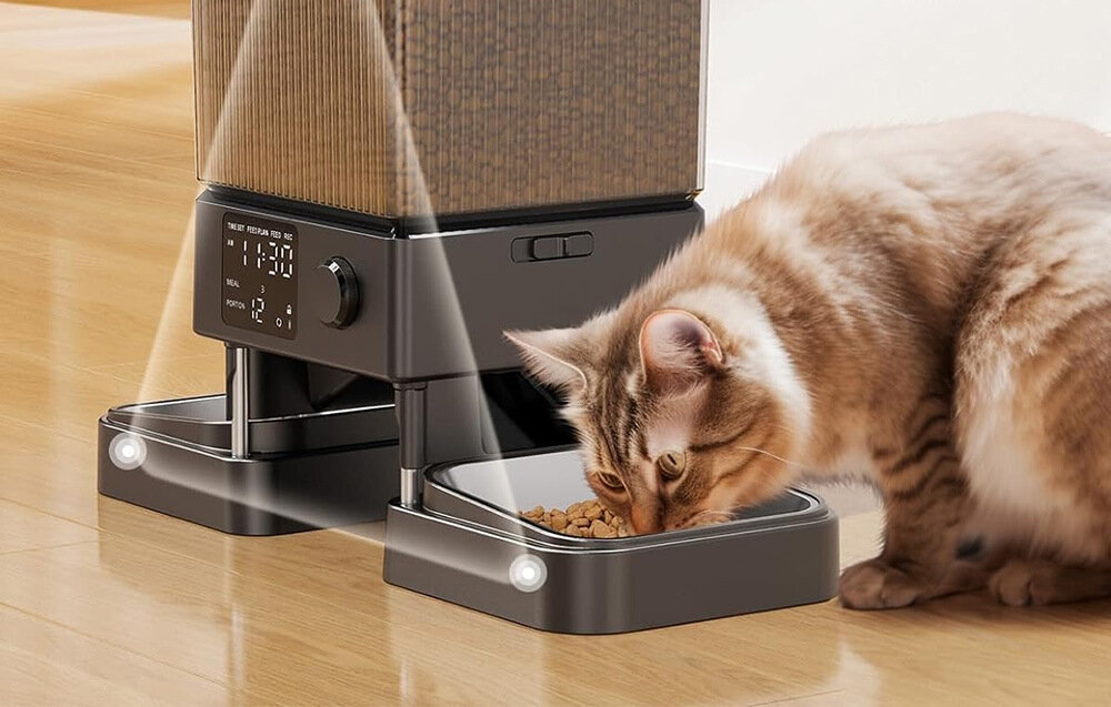 Dozownik karmy automatyczny ONEISALL PFD 002 Sterowanie i nagrywanie głosu Intuicyjny panel sterowania harmonogram funkcja nagrywania Twój głos posiłki