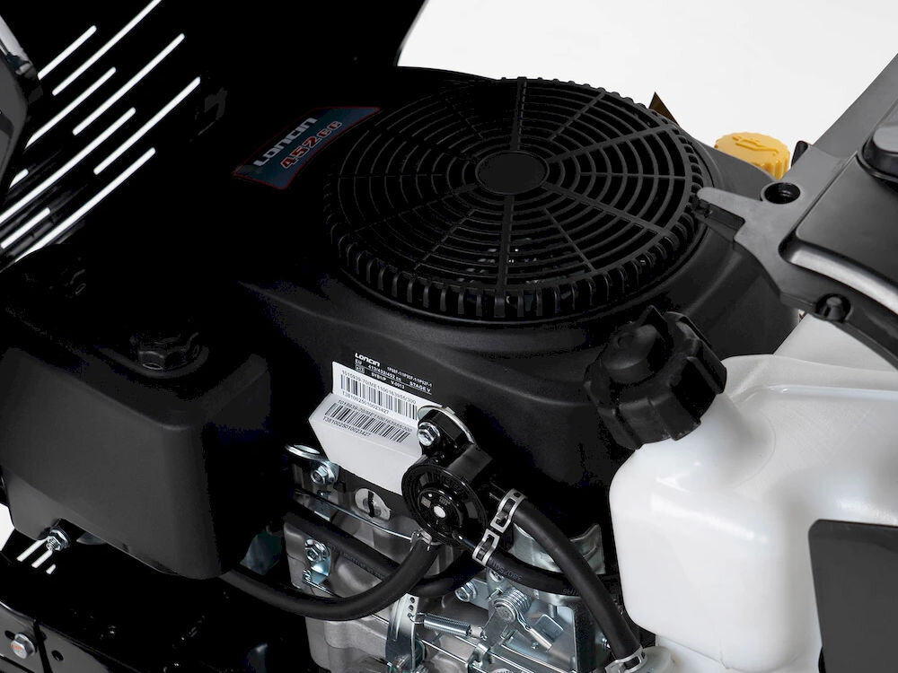 Traktor ogrodowy NAC TR102-452L-RH-T Loncin 1020mm 7,8kW, silnik, loncin, moc, wydajność, Widok na silnik spalinowy pod maską urządzenia.