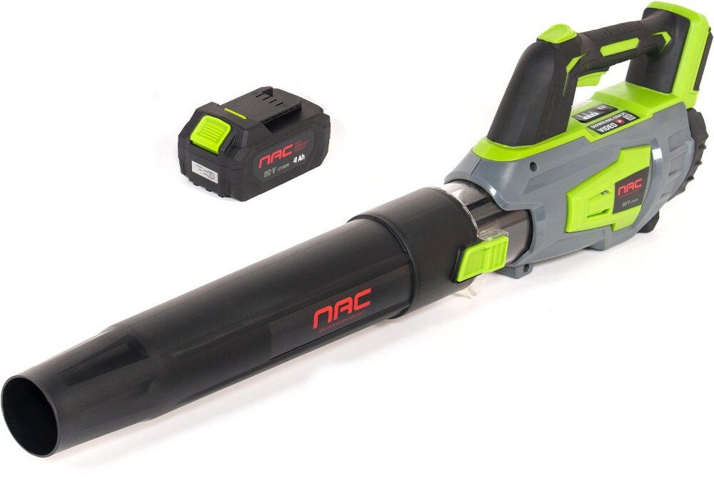 Dmuchawa do liści akumulatorowa NAC 20V BB20-B40-S Aku 4.0Ah dmuchawa na białym tle widoczna od przodu pod skosem obok akumulator zasilanie akumulatorowe akumulator o pojemności 4.0 Ah ładowarka serii NAC 20 V kompatybilna z systemem NAC 40 V ogranicza koszty ułatwia organizację pracy
