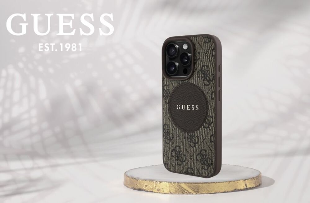 Etui GUESS 4G Circle Classic Logo MagSafe do Apple iPhone 16 Pro Max Brązowy smartfon w etui na postumencie, logo marki w tle