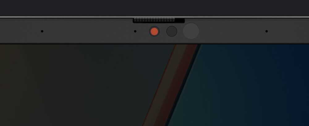 Laptop ASUS VivoBook S16 ze zbliżeniem fizycznej zasłony kamery.  - Fizyczna zasłona kamery