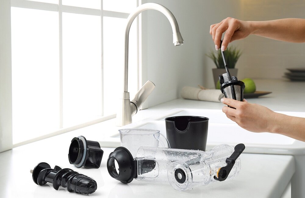 Wyciskarka wolnoobrotowa GORENJE WJC200BE wygodne czyszczenie elementów, wysokiej jakości materiały, brak ostrych krawędzi, szybkie i bezpieczne czyszczenie