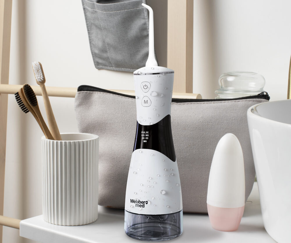 Irygator WEBBER AOW09W Biało-czarny wygląd design tło wizualizacja prezentacja higiena jamy ustnej